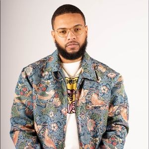 Meet your Posher, Domenic